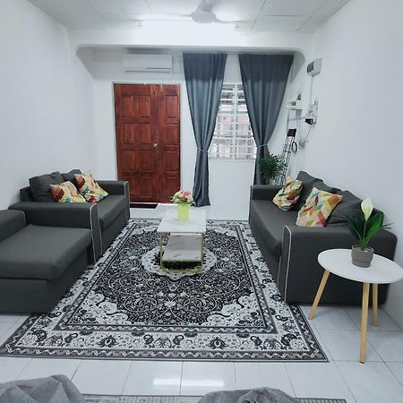 Casa Aira Cozy & Comfy Home Kampong Kepayang Extérieur photo